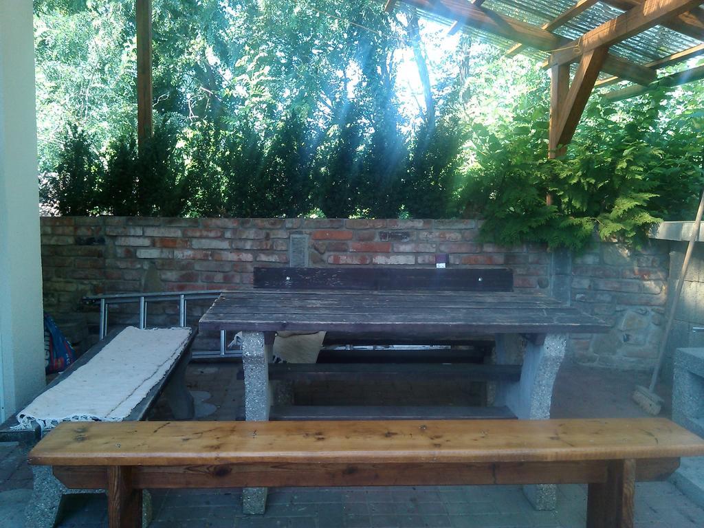 Vinny Sklep Kovarna Rohatec Exterior photo